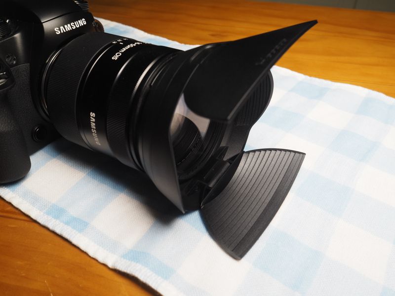 Hoocap 二合一遮光罩開箱，鏡頭蓋永不遺失，一秒開蓋即刻拍照