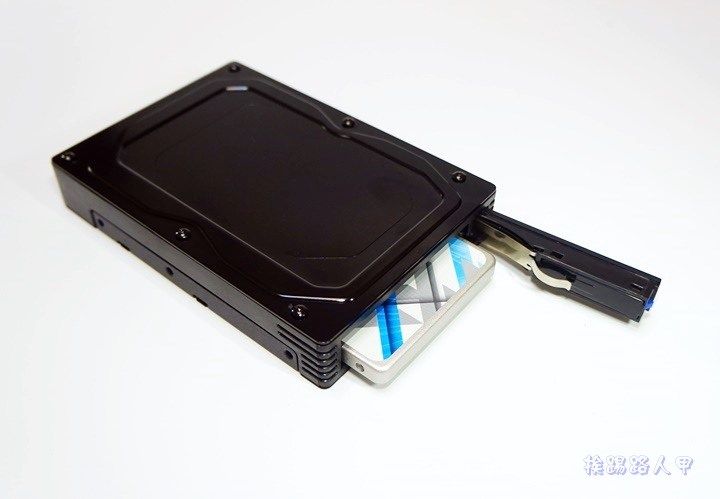 經濟實惠的 OCZ TRION 150 240GB TLC SSD 固態硬碟