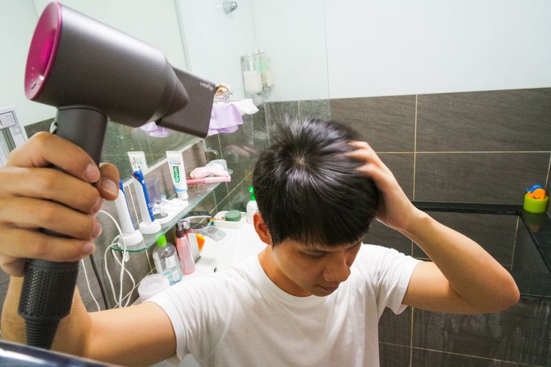 Dyson Supersonic™ 吹風機簡易開箱及使用心得，值得買嗎？