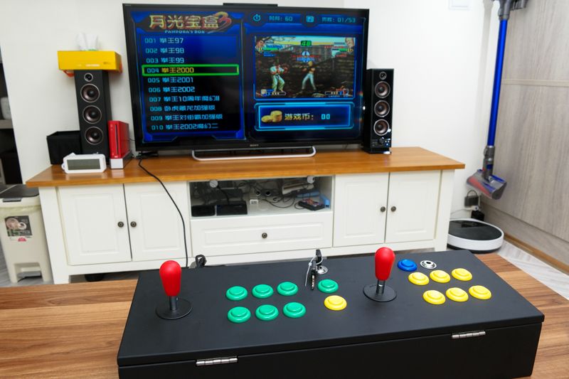 街機遊戲機「月光寶盒」，530 合 1 玩到手軟無限投幣