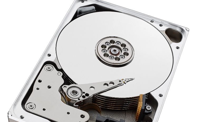 Seagate 獨家 SRS 資料恢復救援服務，買那嘶狼 Pro 與新梭魚 Pro 系列就送二年資料保固