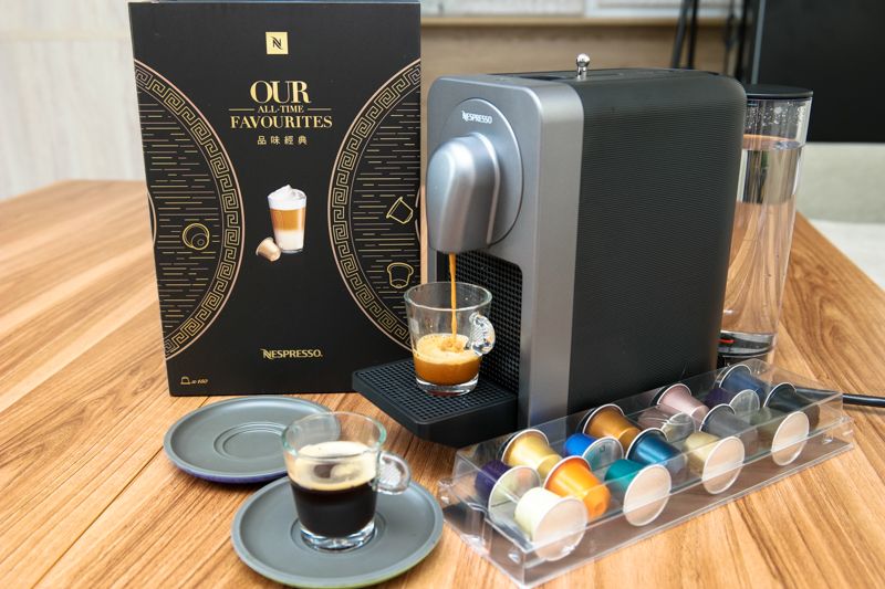 Nespresso 膠囊咖啡機開箱，喝咖啡免出門，享受自己的下午茶時光