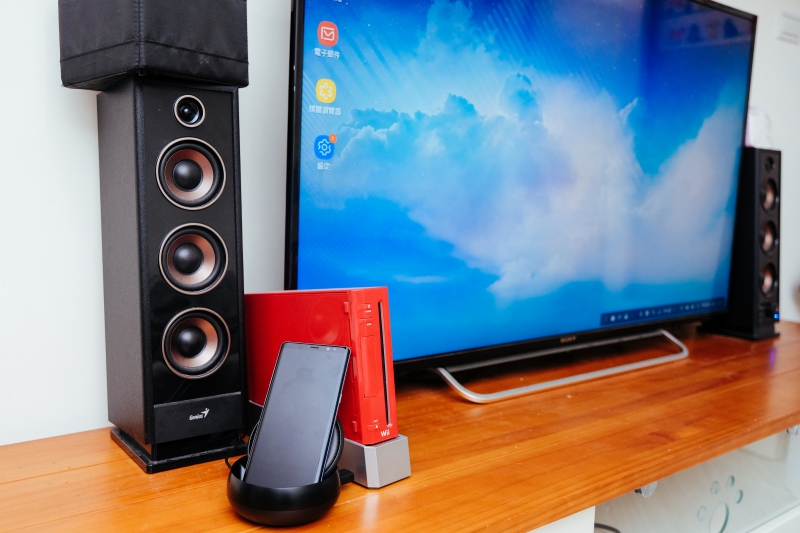 Samsung Dex Station 行動工作站開箱，將手機變成電腦來使用超方便
