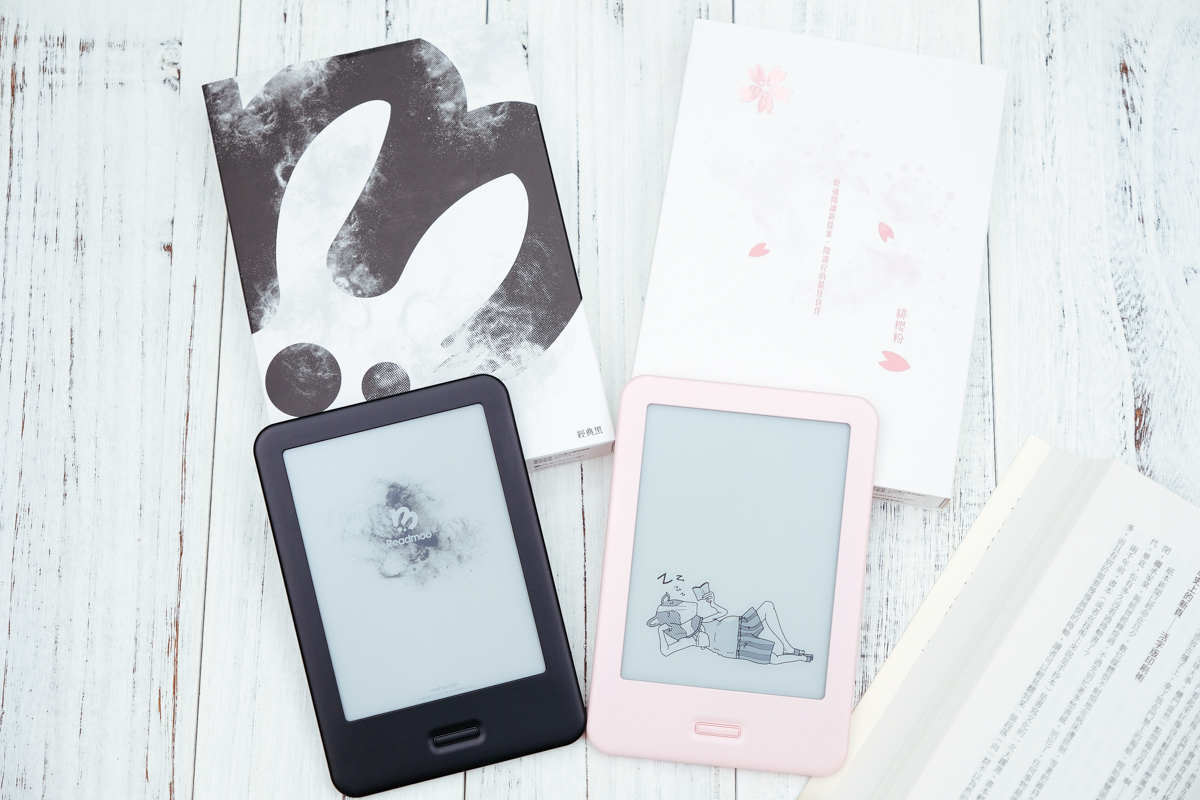 mooInk 電子書閱讀器開箱，為什麼我不用手機或平板看電子書？