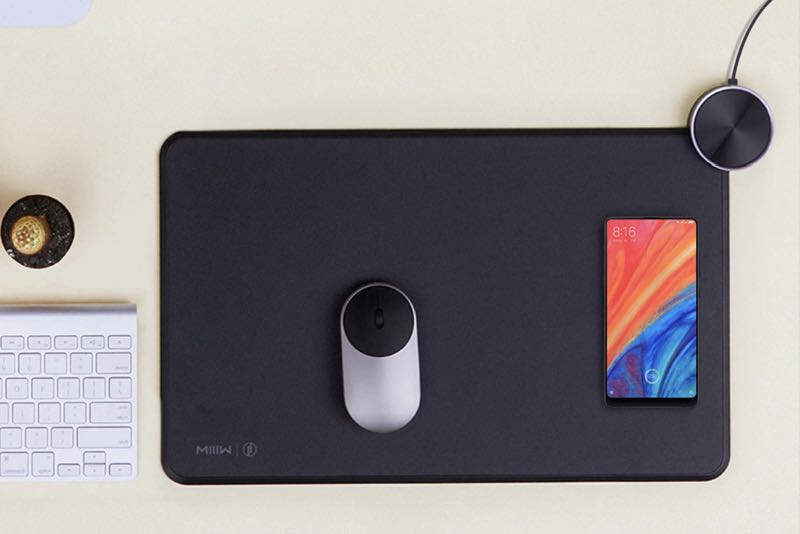 小米有品推出支援無線充電的滑鼠墊，「米物智能鼠標墊」