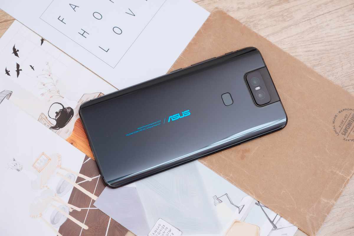 翻玩世界！ZenFone 6 旗艦級智慧型手機開箱，鏡頭自由翻轉，任何拍攝角度都能輕鬆駕馭