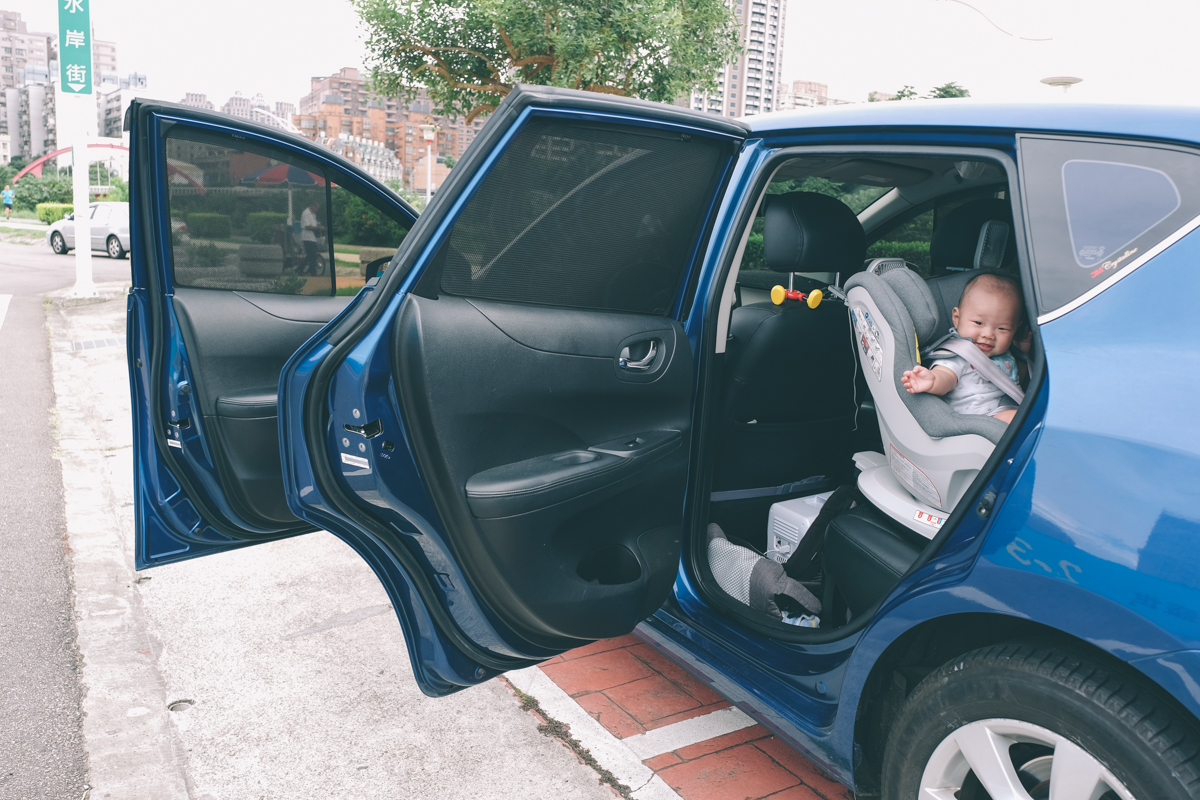 徐府汽車專車專用遮陽簾心得分享，防曬率 67%、磁性結構設計安裝超簡單