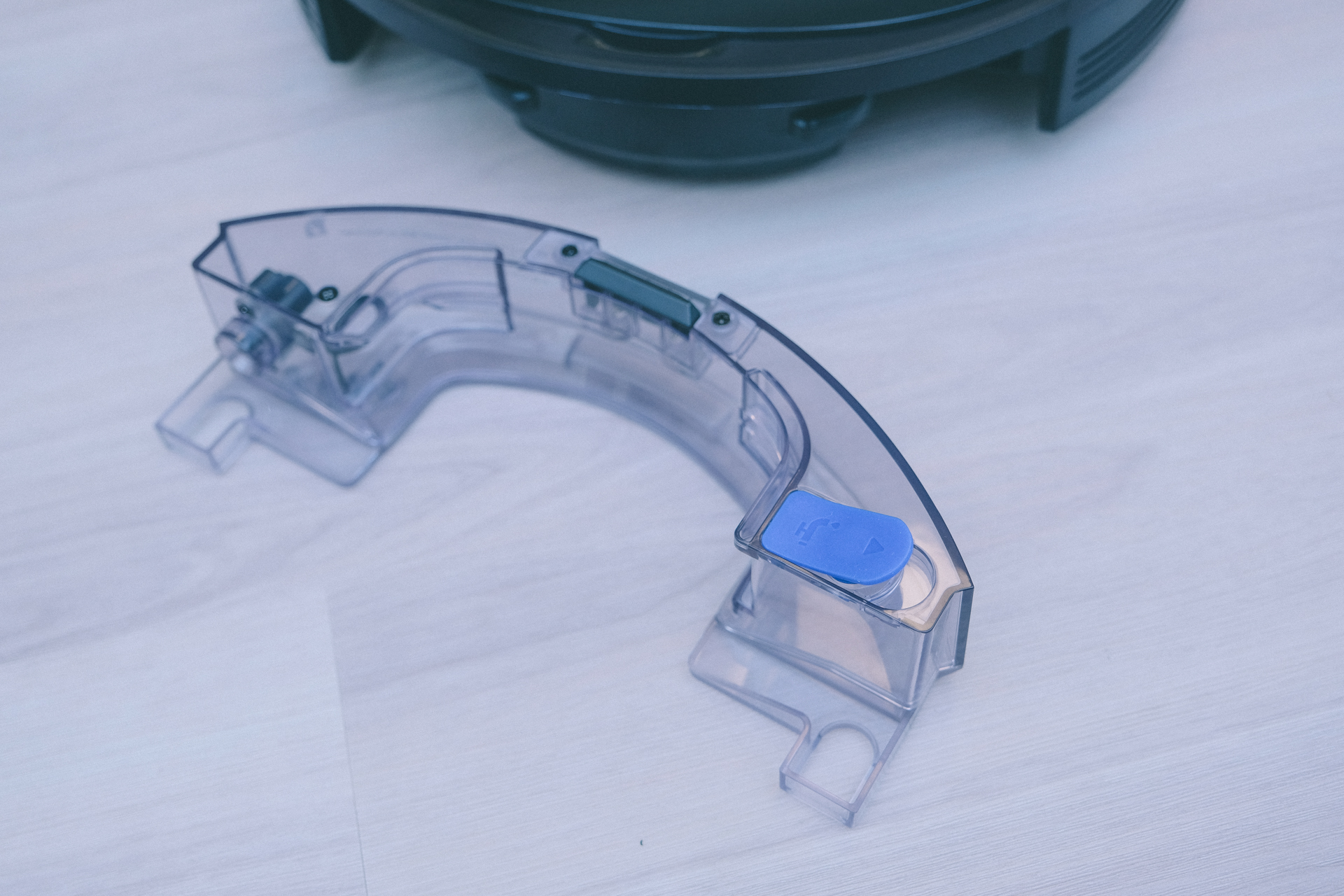 掃拖合一機器人推薦