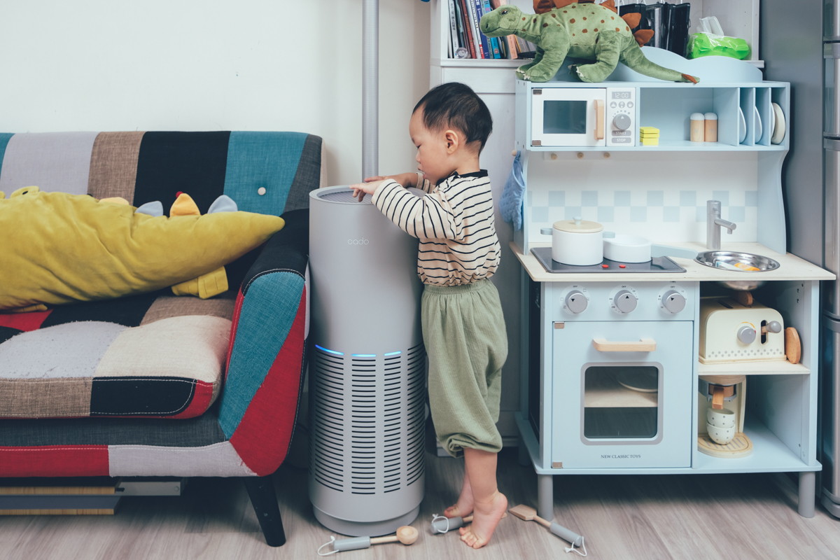 超美型 cado LEAF 320i 空氣清淨機開箱，新型藍光光觸媒將粉塵、病黴菌一網打盡