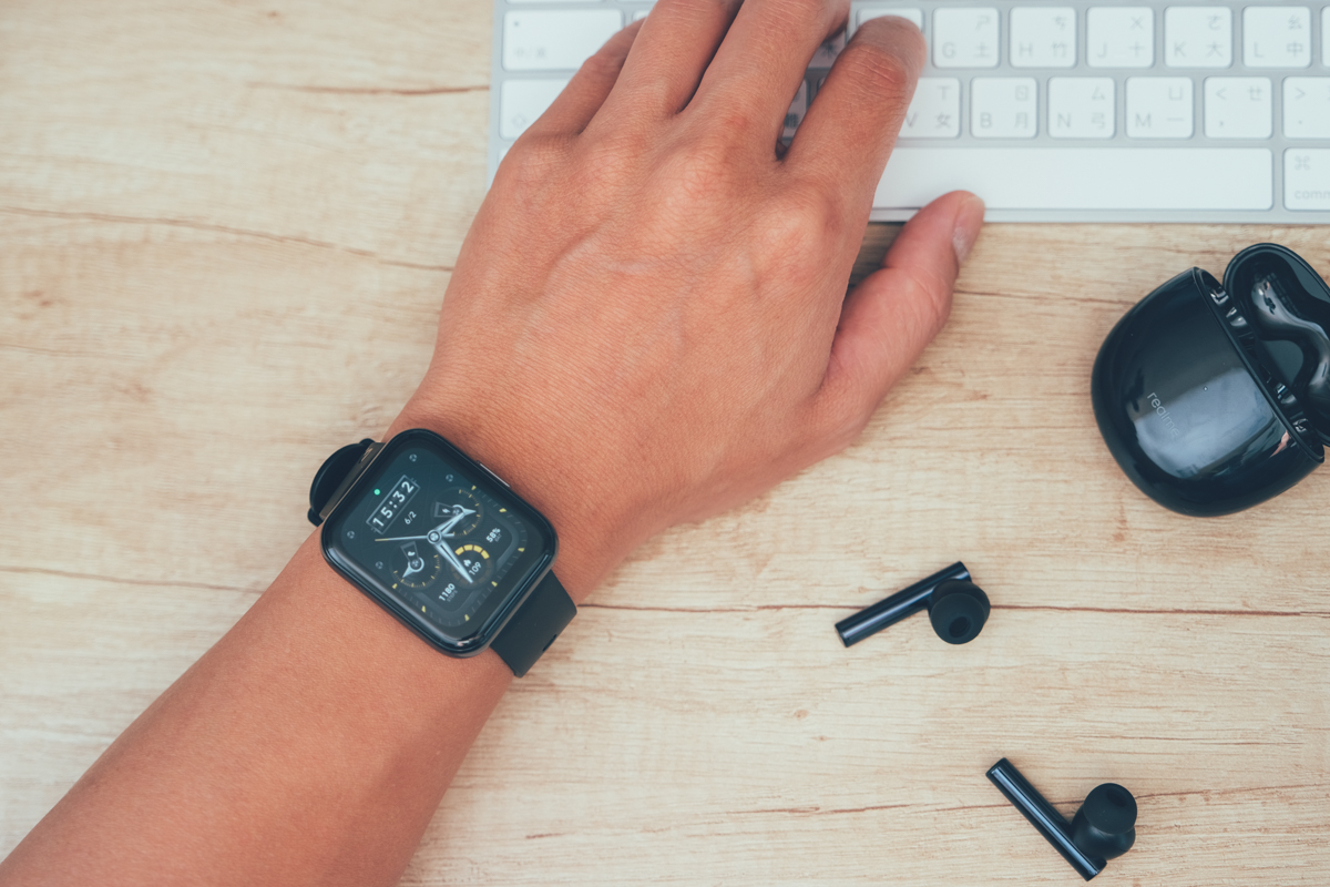 realme Watch 2 Pro 智慧型手錶開箱，內建 GPS、可測血氧、IP68 防水等級