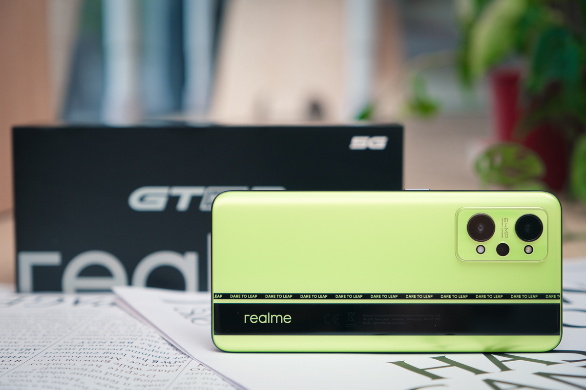 realme GT Neo2 智慧型手機開箱，看 Netflix 24 小時也不燙！